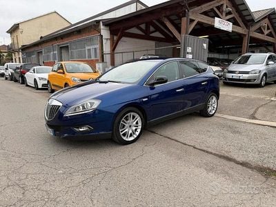Usata Lancia Delta 150 CV (110 kW) 2009 Blu Utilitaria