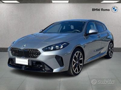 Begagnad BMW 118 Comfort Edition 150 HK (110 kW) 2024 Grå Halvkombi