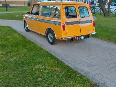 Begagnad Mini Clubman 50 HK (36 kW) 2026 Gul Kombi