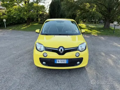 Gebraucht Renault Twingo 69 PS (50 kW) 2018 Gelb Kleinwagen