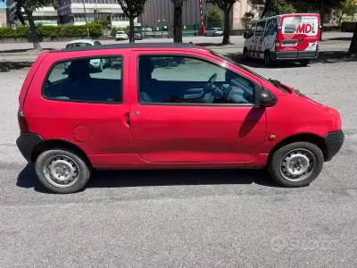 Usata Renault Twingo 54 CV (39 kW) 1995 Utilitaria
