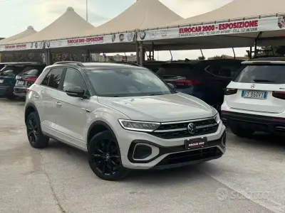 Usata VW T-Roc R-line 150 CV (110 kW) 2022 Beige SUV