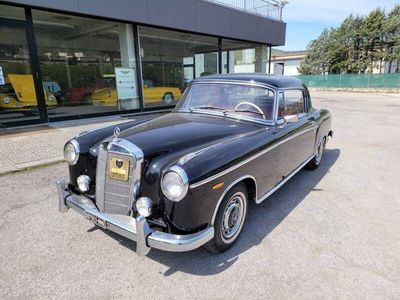 Mercedes 220