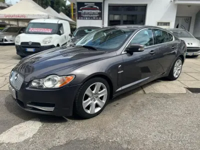 Usata Jaguar XF Premium Luxury 207 CV (152 kW) 2008 Marrone Berlina
