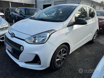 Usata Hyundai i10 65 CV (47 kW) 2019 Bianco Utilitaria