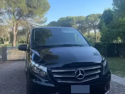 Usata Mercedes Vito 136 CV (100 kW) 2020 Nero Furgone