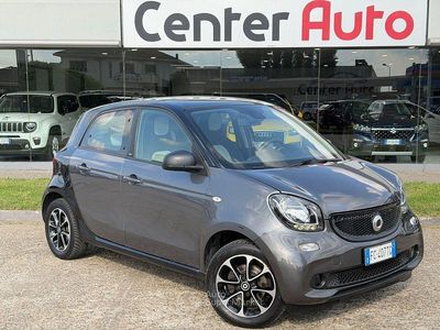 Begagnad Smart ForFour Prime 71 HK (52 kW) 2016 Grå Halvkombi