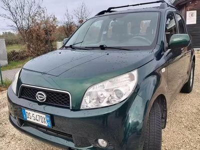 Usata Daihatsu Terios HIRO 105 CV (77 kW) 2009 Verde SUV