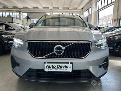 Usata Volvo XC40 163 CV (119 kW) 2022 Grigio SUV