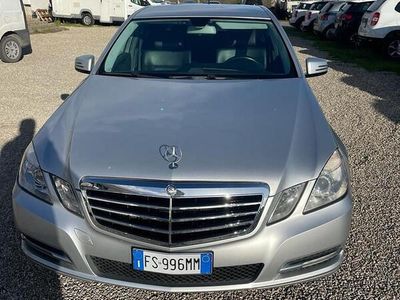 Mercedes E200