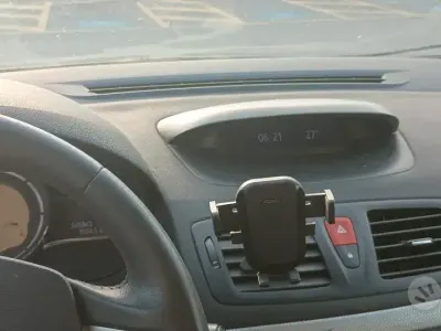 Usata Renault Mégane III 110 CV (80 kW) 2010 Grigio Utilitaria