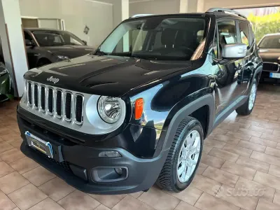 Usata Jeep Renegade Limited 140 CV (102 kW) 2016 Nero SUV