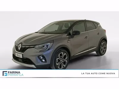 Usata Renault Captur Intens 101 CV (74 kW) 2023 Grigio scuro /tetto nero SUV