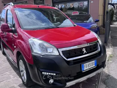 Usata Peugeot TePee Outdoor 120 CV (88 kW) 2015 Other Station wagon