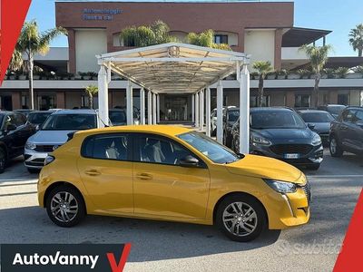 Usata Peugeot 208 Active 75 CV (55 kW) 2022 Giallo Utilitaria
