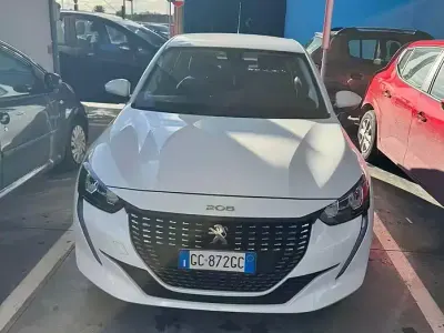 Usata Peugeot 208 102 CV (75 kW) 2020 Bianco Utilitaria