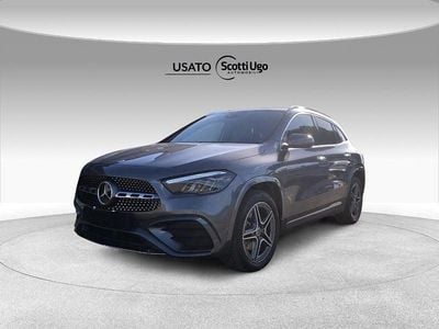 Begagnad Mercedes GLA250 218 HK (160 kW) 2024 Grå SUV