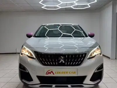 Usata Peugeot 3008 131 CV (96 kW) 2017 Bianco SUV
