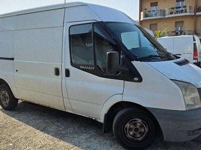 Usata Ford Transit 300M 116 CV (85 kW) 2011 Bianco / pastello Monovolume