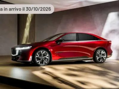Nuova Mazda 6e Takumi-Line 180 kW (245 CV) 2025 Argento Berlina