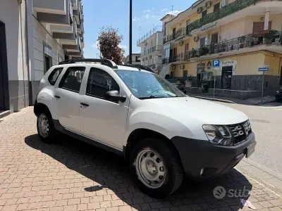 Usata Dacia Duster Prestige 90 CV (66 kW) 2016 Bianco SUV