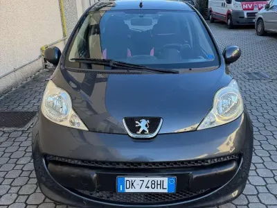 Gebraucht Peugeot 107 68 PS (50 kW) 2007 Grau Kleinwagen
