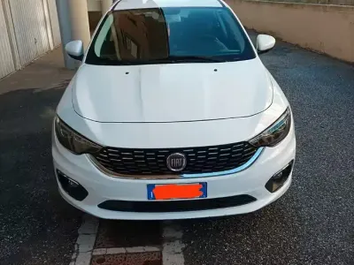 Usata Fiat Tipo Business 120 CV (88 kW) 2019 Bianco Berlina