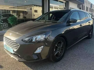 Usata Ford Focus Business Edition 120 CV (88 kW) 2020 Grigio Station wagon