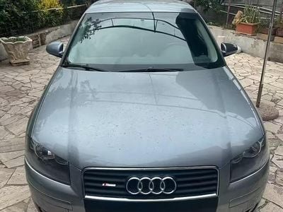 Usata Audi A3 105 CV (77 kW) 2004 Grigio Utilitaria