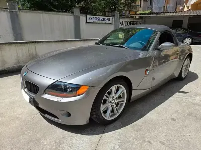 Usata BMW Z4 Sport Line 192 CV (141 kW) 2004 Grigio Cabrio