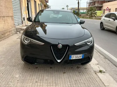 Gebraucht Alfa Romeo Stelvio Executive 190 PS (139 kW) 2021 Schwarz SUV