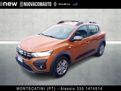Usata Dacia Sandero Expression 101 CV (74 kW) 2023 Oro Berlina
