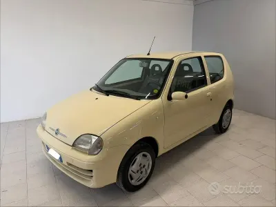 Usata Fiat 600 Anniversary 54 CV (39 kW) 2006 Beige Utilitaria