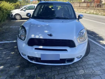 Usata Mini Countryman 143 CV (105 kW) 2011 Bianco SUV
