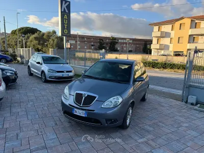 Usata Lancia Ypsilon 75 CV (55 kW) 2008 Utilitaria