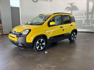 Nuova Fiat Panda Cross 65 CV (47 kW) 2026 Giallo Utilitaria