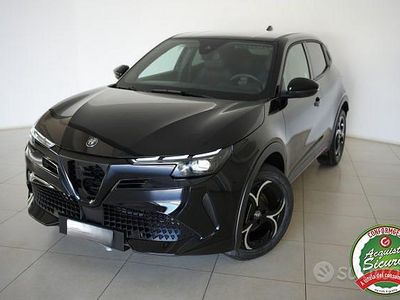Nuova Alfa Romeo Junior Edizione Speciale 145 CV (106 kW) 2025 Nero SUV