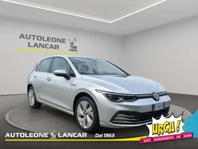 Usata VW Golf VIII Style 116 CV (85 kW) 2022 Grigio Berlina
