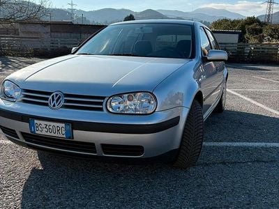 Usata VW Golf IV 2001 Grigio Berlina