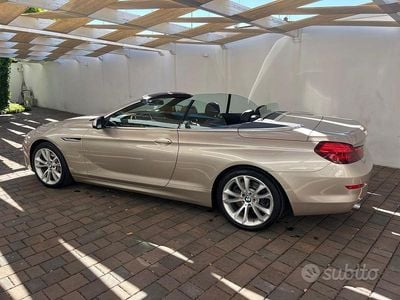 Begagnad BMW 640 Cabriolet 320 HK (235 kW) 2011 Gul Cab
