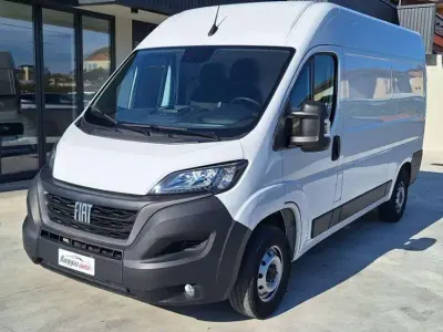 Usata Fiat Ducato 33 Easy 140 CV (102 kW) 2023 Bianco pastello Furgone