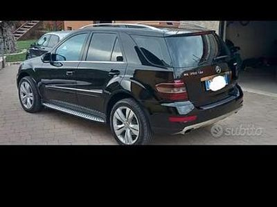Begagnad Mercedes ML350 2010 Svart SUV