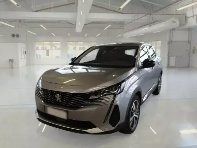 Usata Peugeot 3008 Allure 131 CV (96 kW) 2022 Grigio SUV