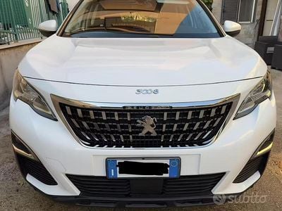 Usata Peugeot 3008 Allure 131 CV (96 kW) 2019 Bianco SUV