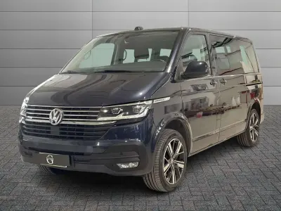 Usata VW Caravelle Comfortline 204 CV (150 kW) 2023 Blu Furgone