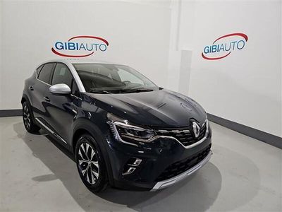 Usata Renault Captur Intens 140 CV (102 kW) 2022 Blu scuro SUV