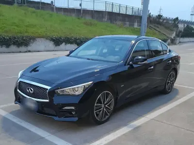 Usata Infiniti Q50 Sport Tech 170 CV (125 kW) 2015 Berlina