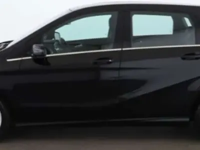 Usata Mercedes B200 Premium 136 CV (100 kW) 2015 Nero Utilitaria