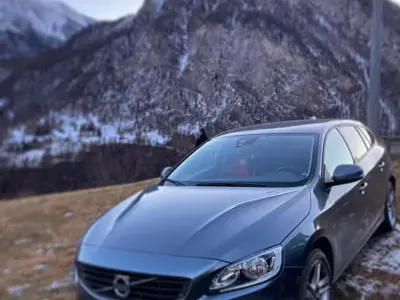 Usata Volvo V60 120 CV (88 kW) 2017 Station wagon