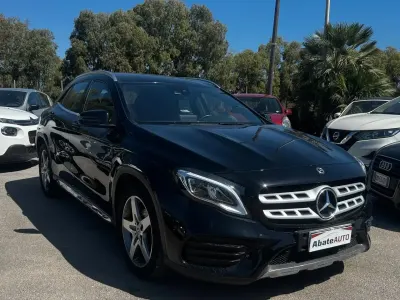 Usata Mercedes GLA200 Premium 136 CV (100 kW) 2019 Nero SUV